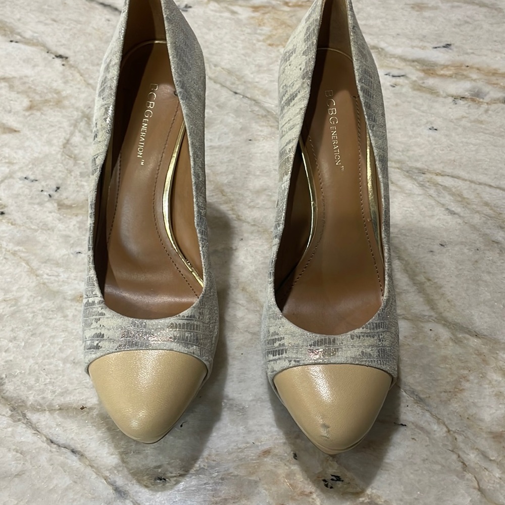Bcbg generation 2 tone tan and metallic 5 inch heels!  Sexy!!!